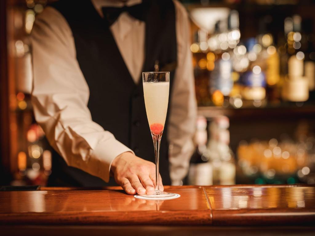 Bar/lounge