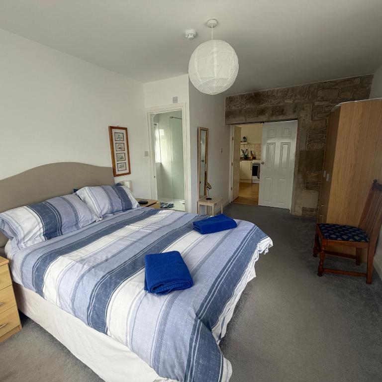 Mulberry Lawn Apartments, Brading photo 2