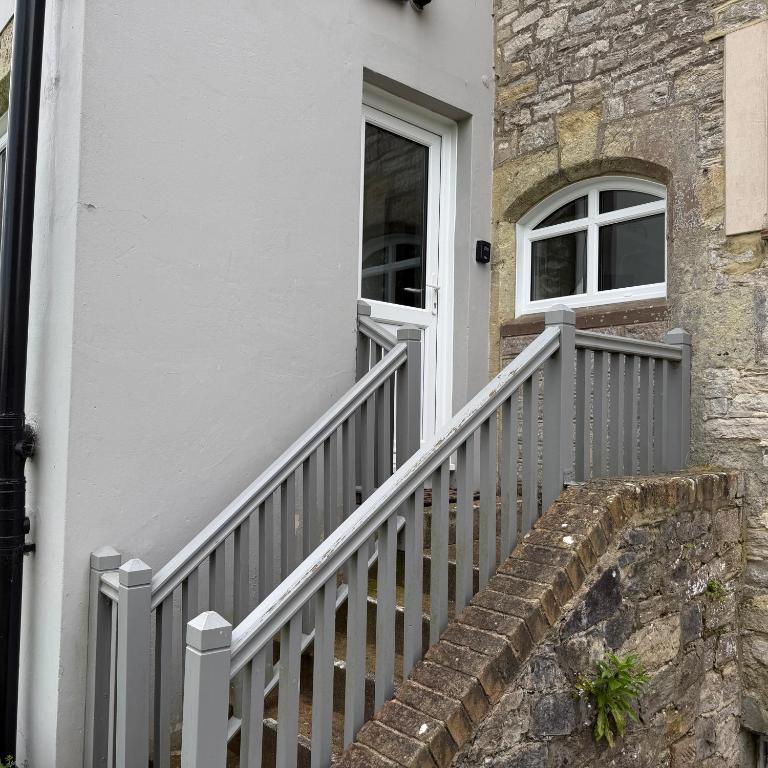 Mulberry Lawn Apartments, Brading photo 7