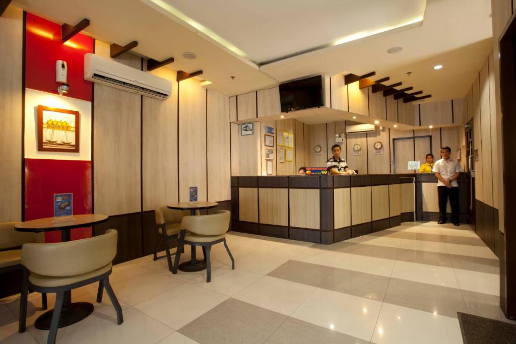 Hotel 99 Cubao photo