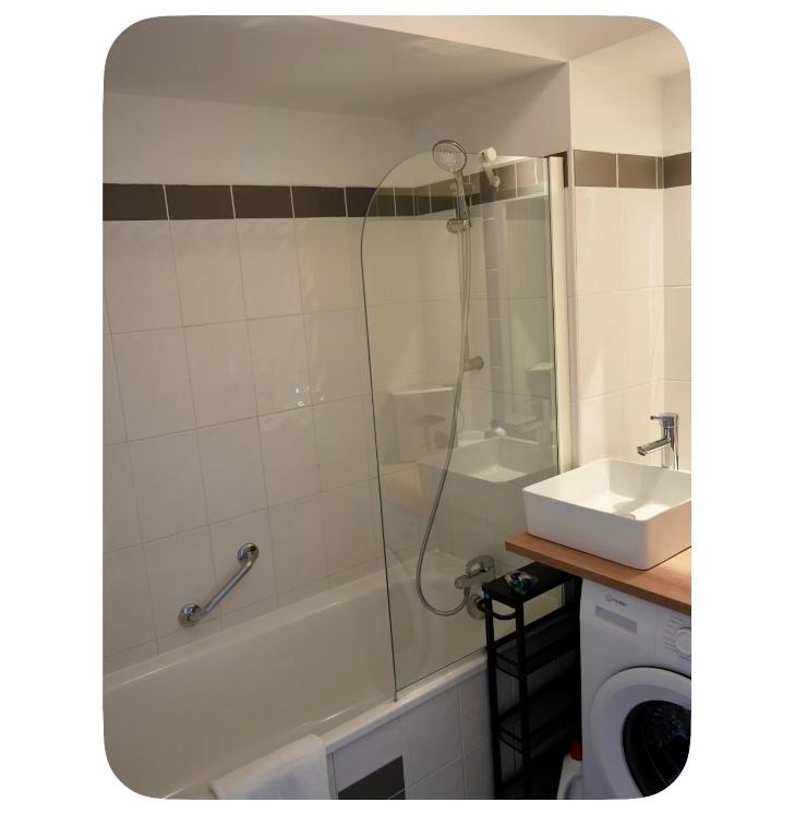 Studio avec terrasse et parking a 15 min Cannes - 3