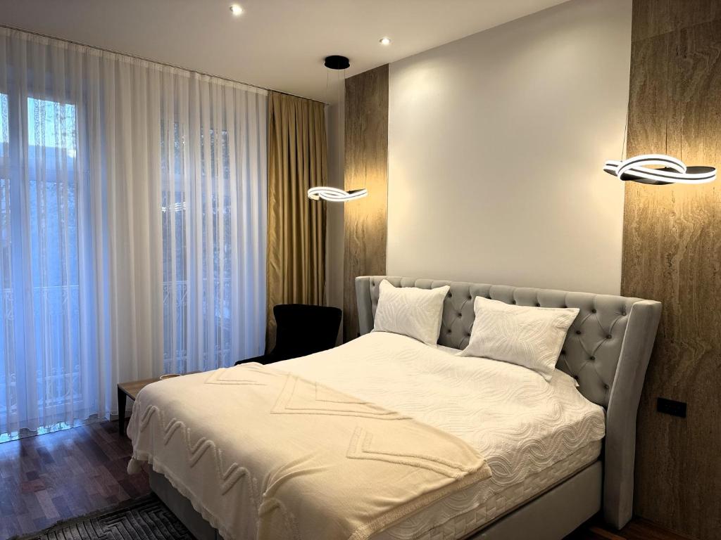 Eternal Flame Luxury Apartment - 3