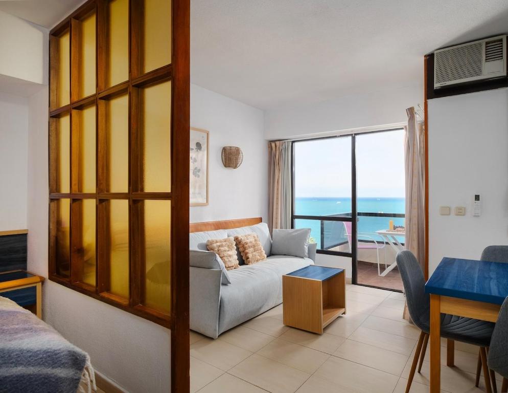 Aloha Loft Ocean View Pools - 3