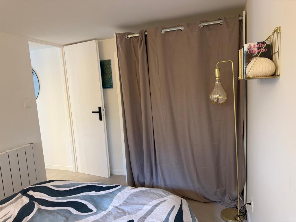 Appartement en rez de jardin au calme à la mer - 2
