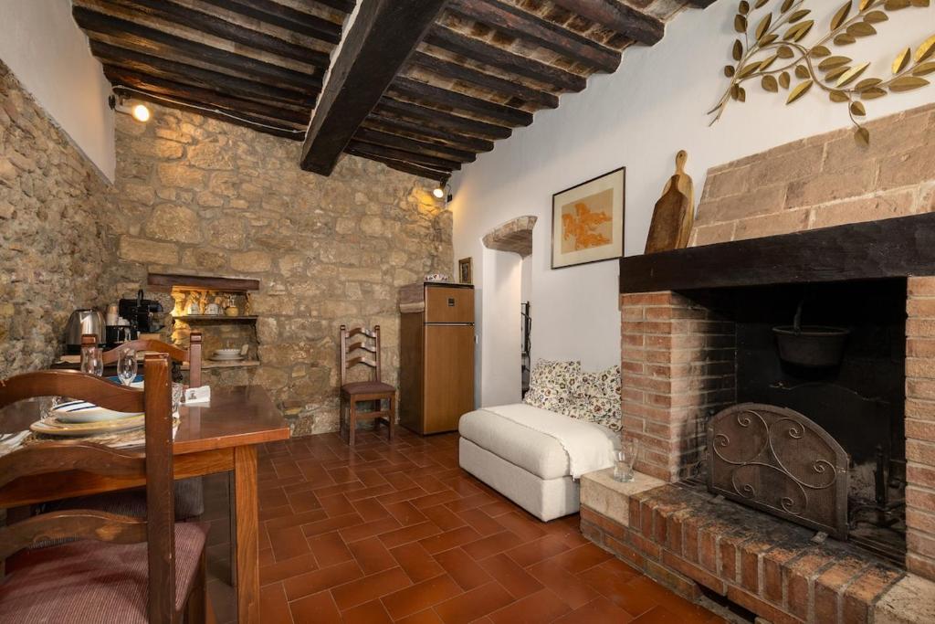 Charme Cugnanesi - 2 room apartment in the medieval heart - 2