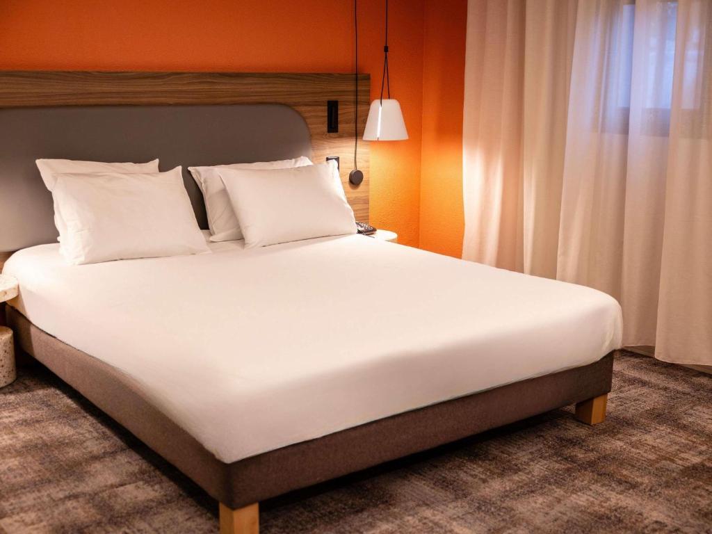 Novotel Suites Clermont Ferrand Polydome - 2