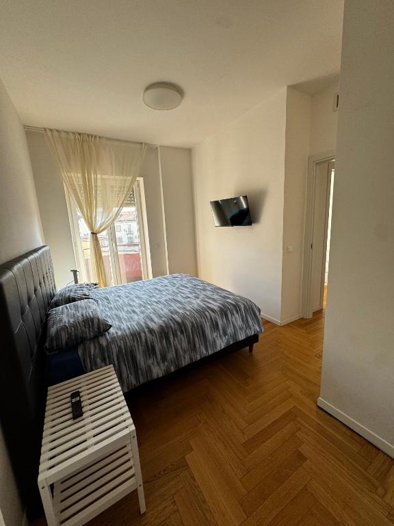 Trilocale Moderno con Terrazzo e Parcheggio - 4