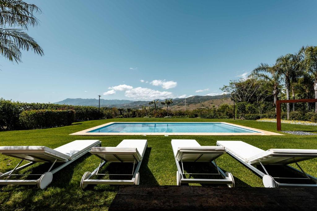Villa Las Chapas Pool Garden Sea Mountain Views - 4