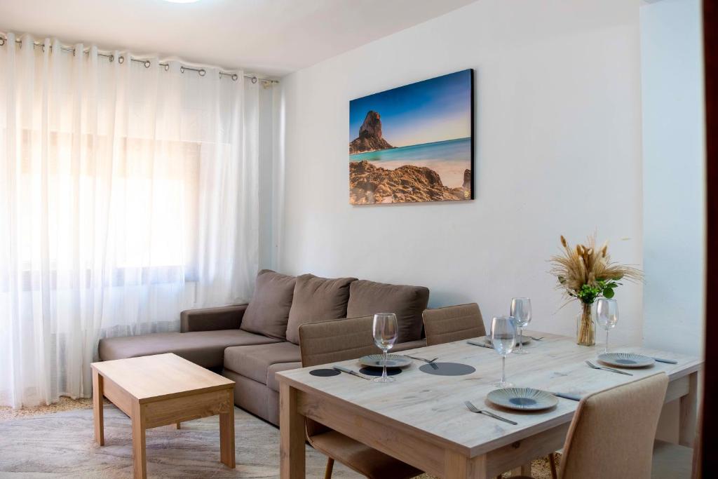 BlueCalp Nur 180m zum Strand, Modern & Zentral - 3
