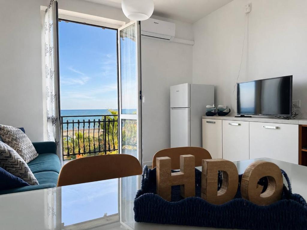 Riviera House - 5