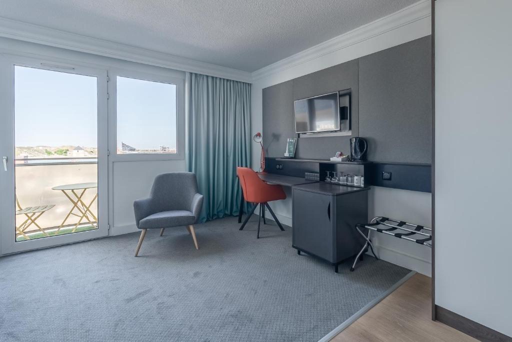 Holiday Inn Calais - Centre Car Ferry by IHG - 2