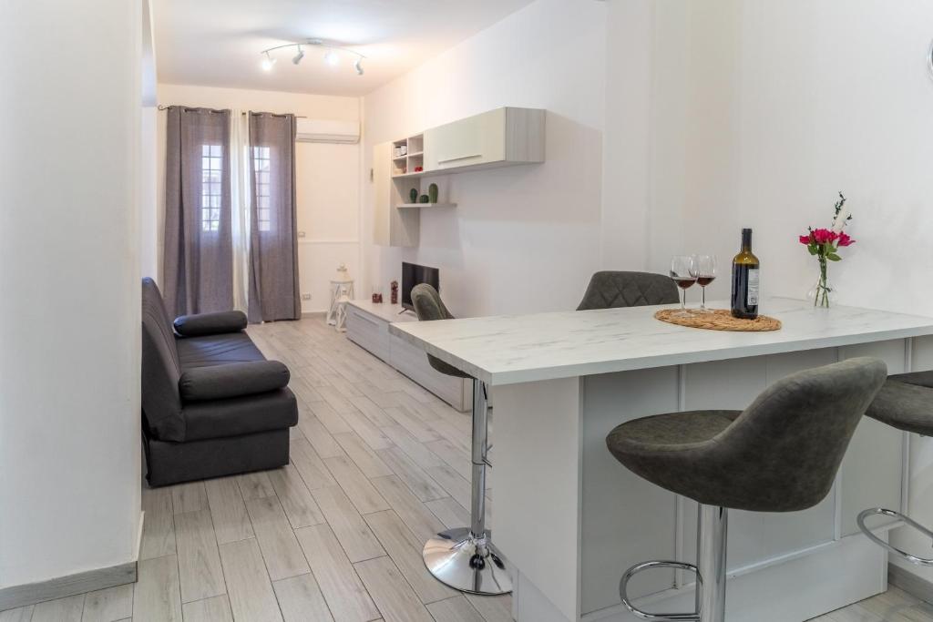 Italia Apartment - 3