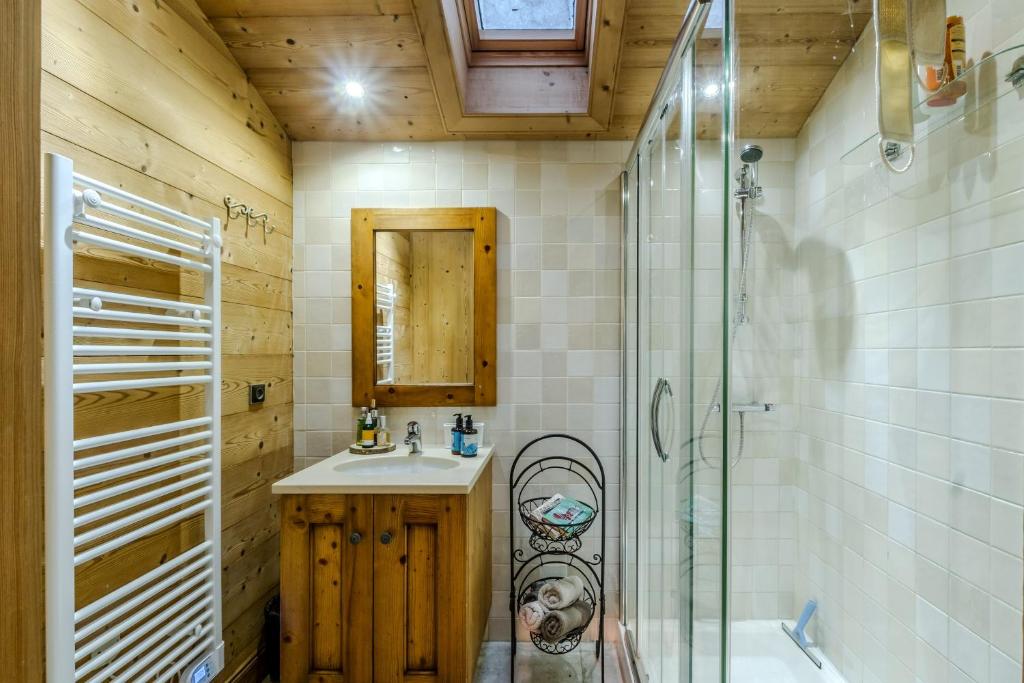 Chalet Le Lochet - Calme et chaleureux pour 8 - 5