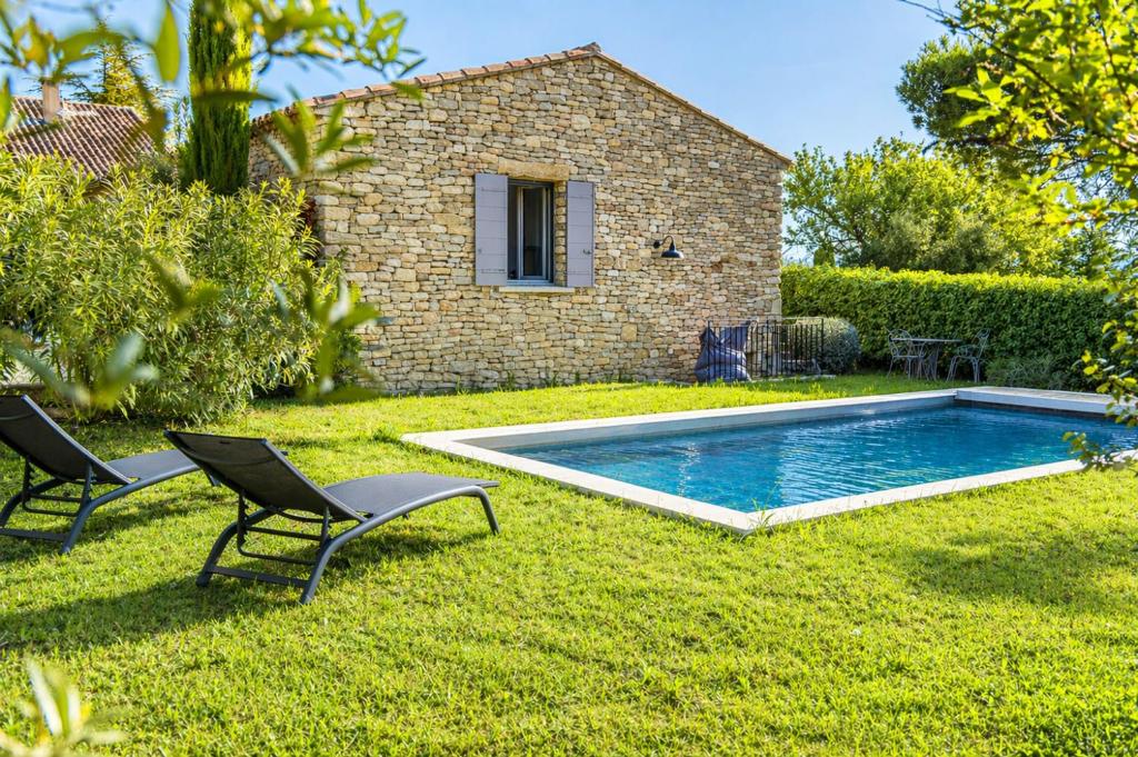 Contemporary 3 bedroom villa in Gordes village - 2