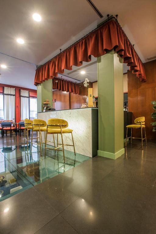 Bar/lounge