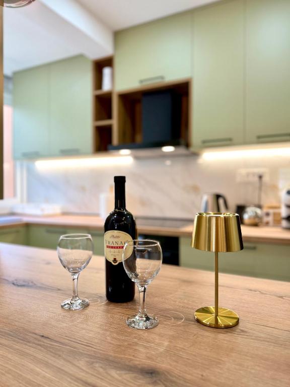 Apartment Sofia - Modern 2-Bedroom Retreat Near Kotor Old Town - 5