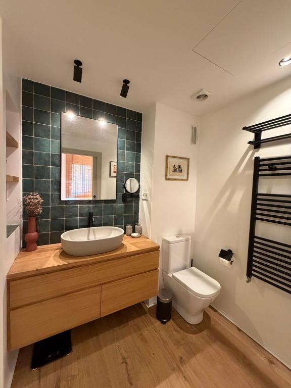 Cozy Duplex with Terrace in Gracia Square - 3