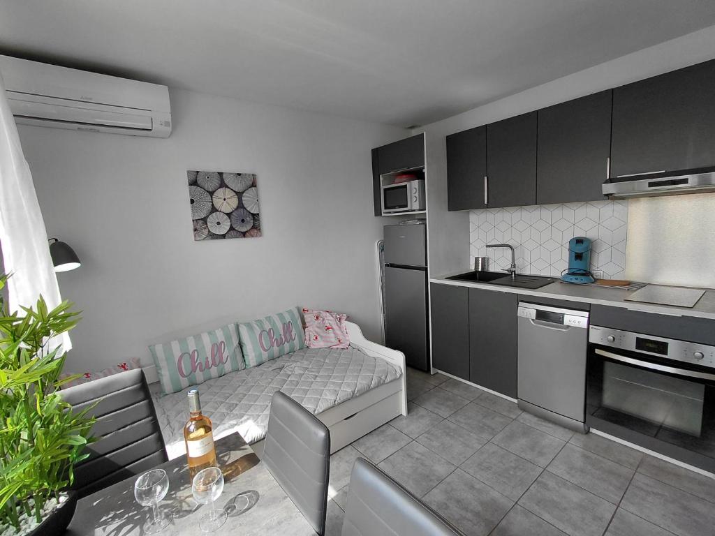 Palavas Beau studio avec Parking Climatisation - 4