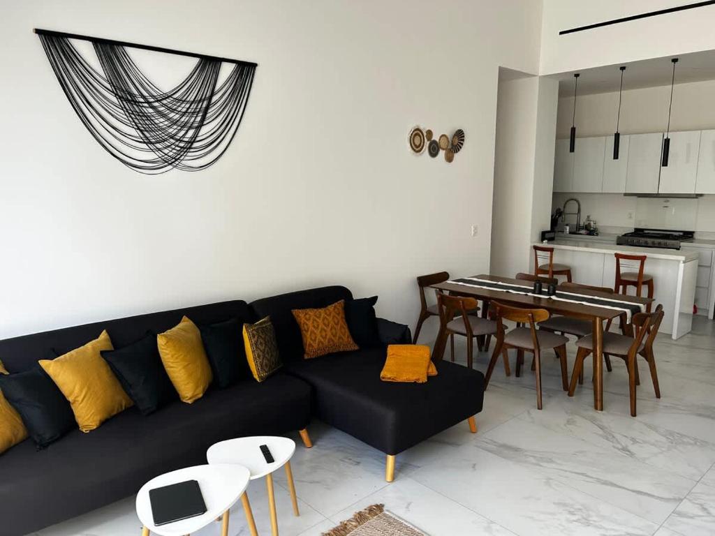 Condo walking distance to the Beach and Marina - 4