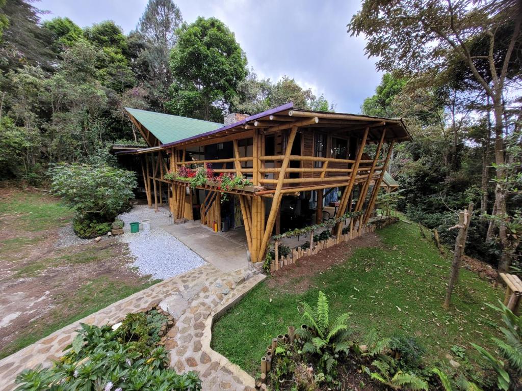 Refugio en el Bosque - 1