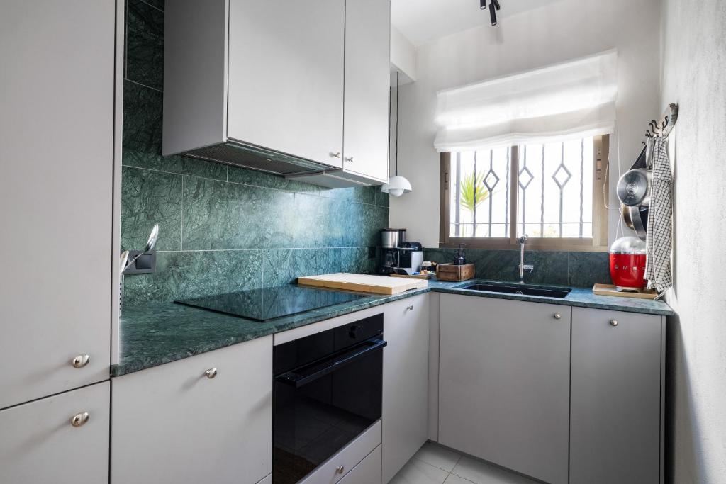 Newly renovated townhouse with sea view and pool - 2