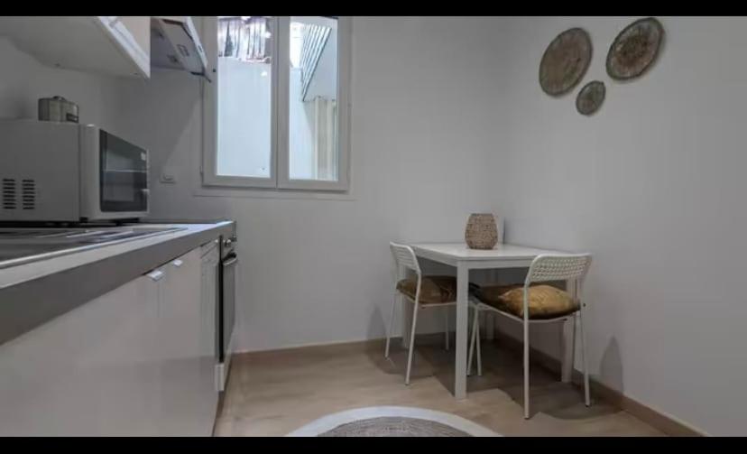1-bedroom apartment - Private patio - Air conditioning - Les Halles neighborhood - 3