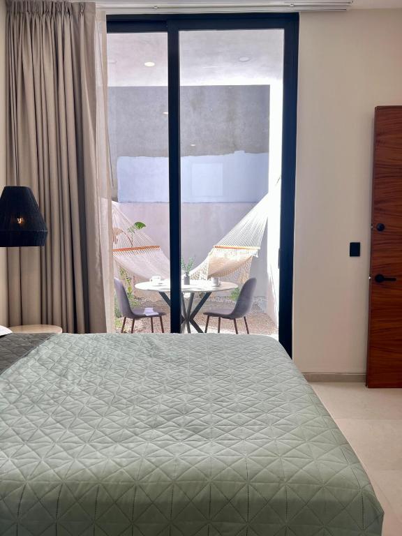 2BR Boutique Tropical Hideaway Zona Romántica 1st Floor - 2