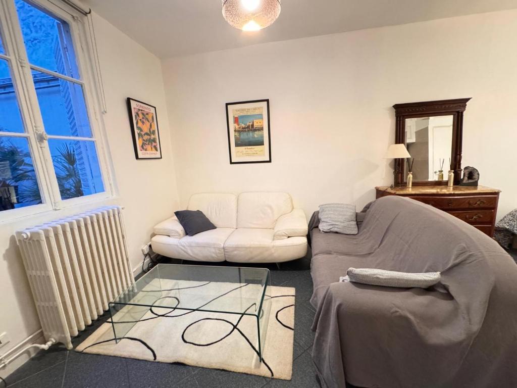 STUDIO 86 rue LEVIS 75017 - 1