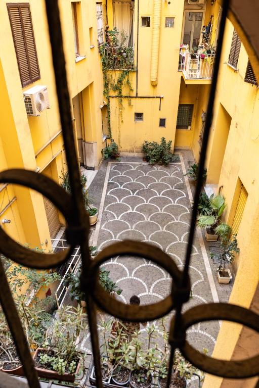 Style & Stone Guest House - 2