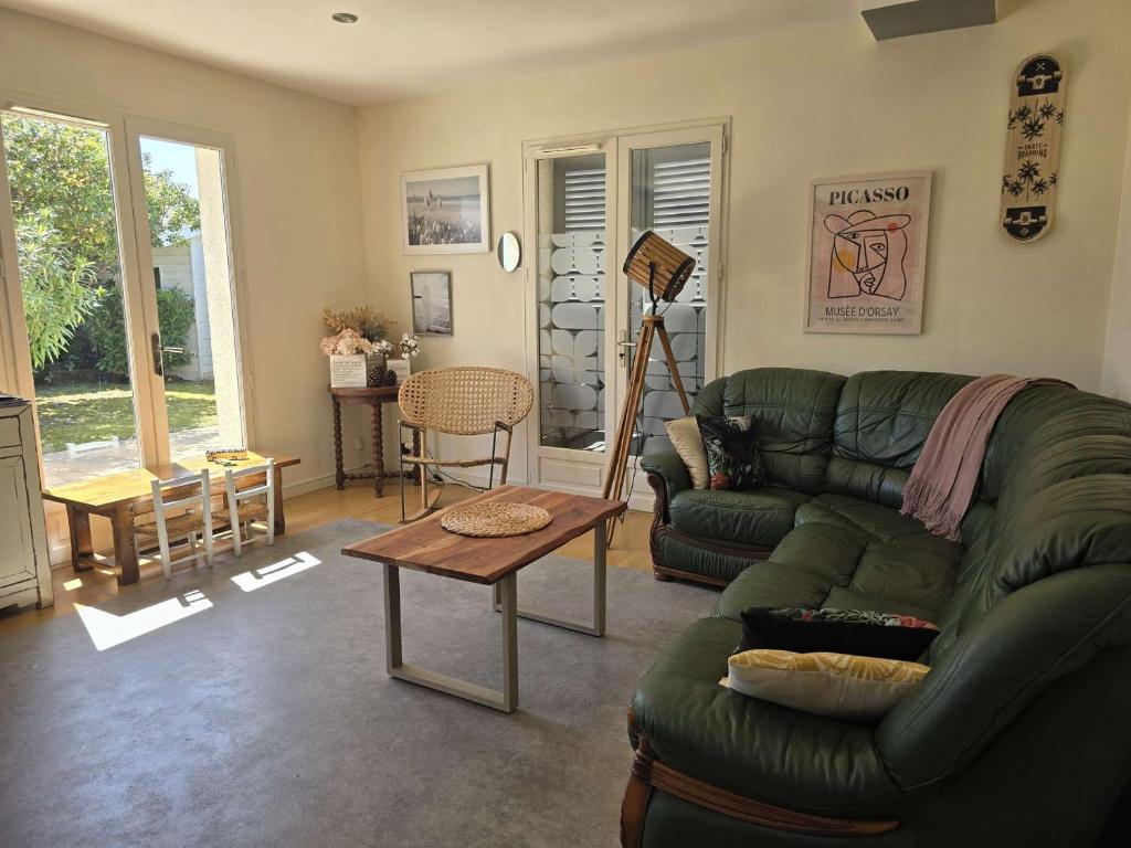 Villa 9 pers. avec piscine chauffée proche centre-ville, Biscarrosse - FR-1-877-38 - 3