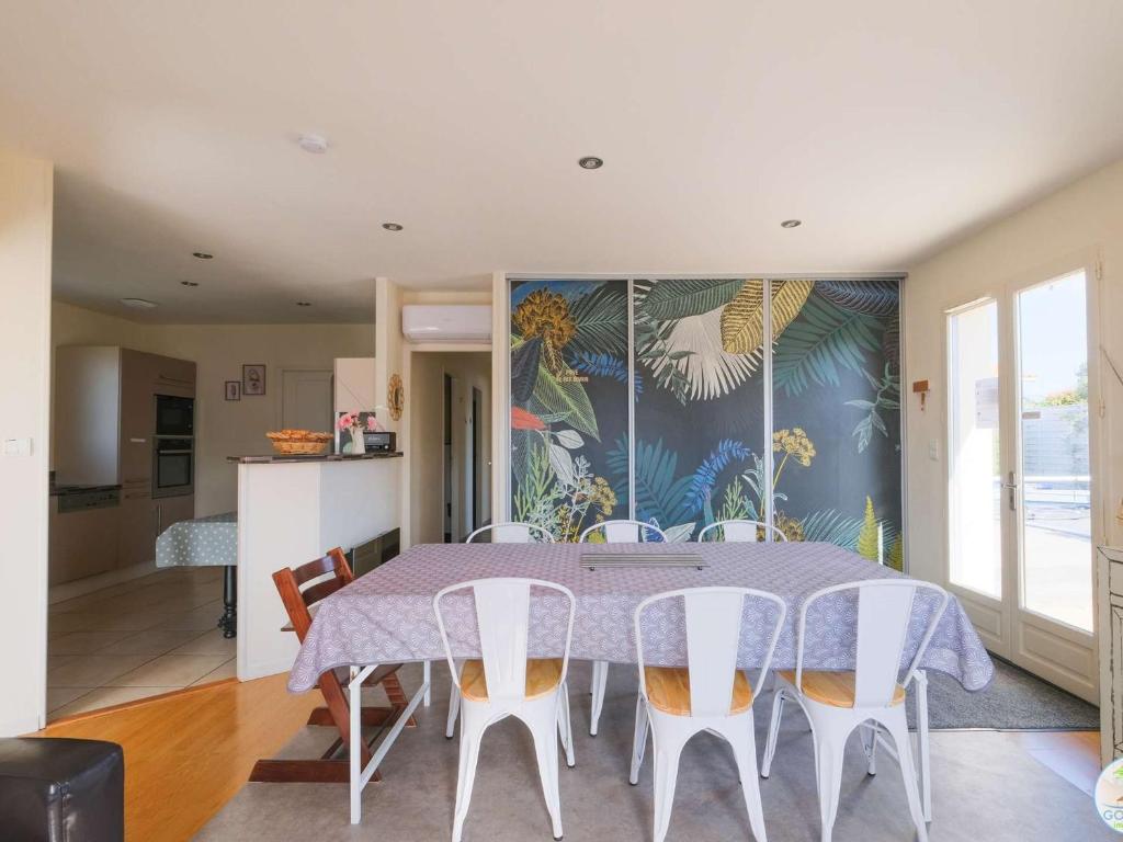 Villa 9 pers. avec piscine chauffée proche centre-ville, Biscarrosse - FR-1-877-38 - 5