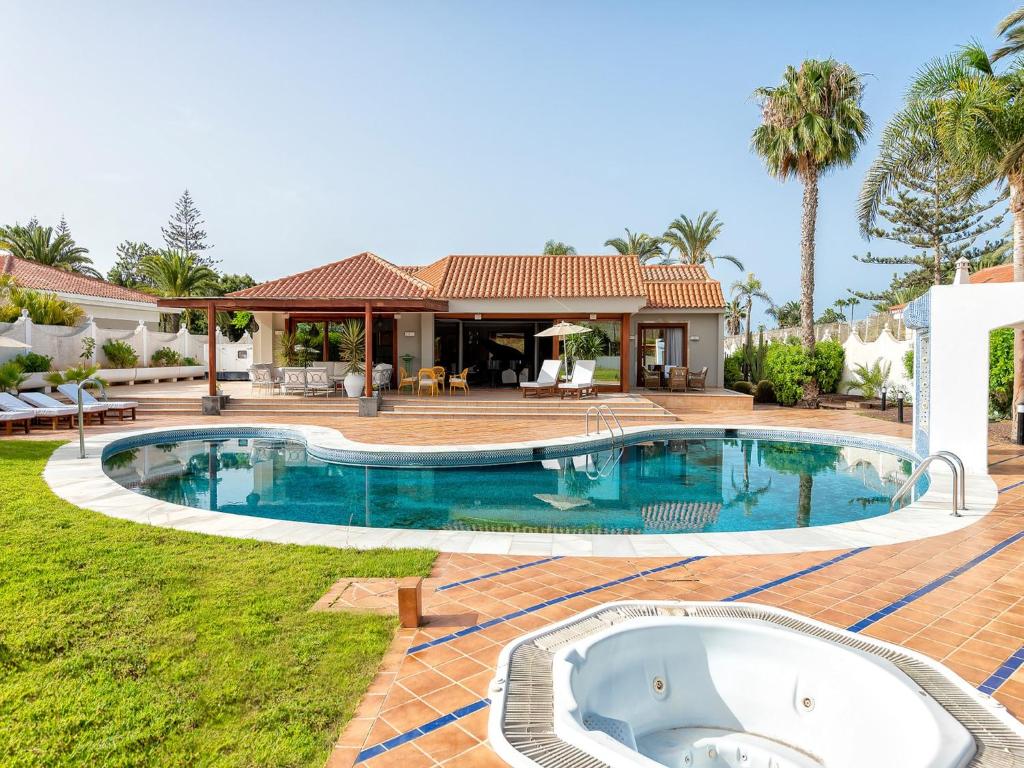 Bungalow in Maspalomas near Golf & Beach - 1