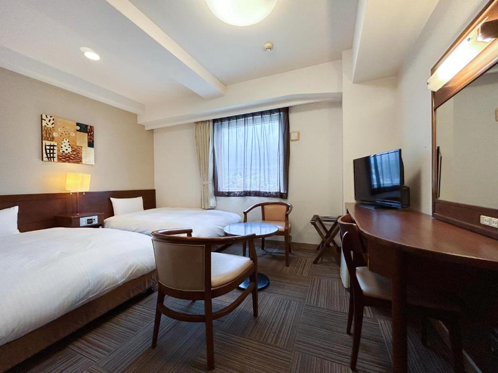 Hotel Route Inn Nobeoka Ekimae
