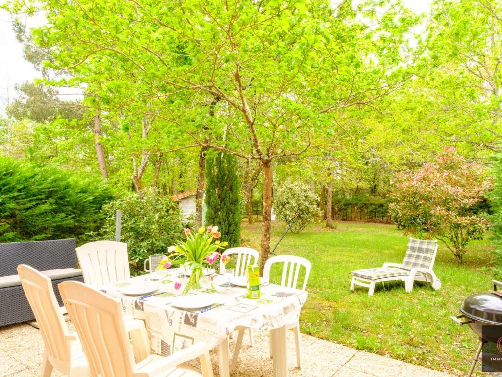 Duplex charmant près du lac - 6 pers. - FR-1-877-57 - 4