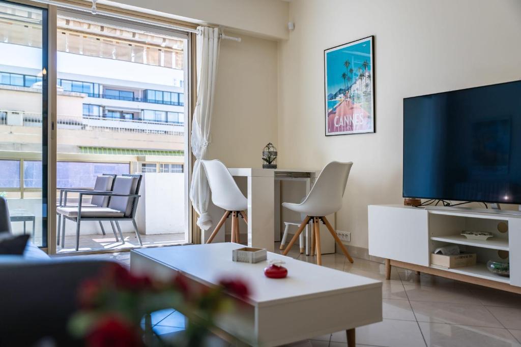 Appartement 2 pièces avec grande terrasse au cœur de Cannes - 5