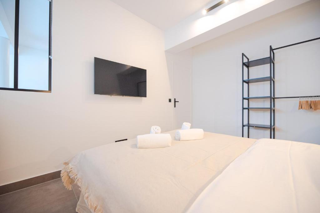 Nice Apartment Close to Eiffel Tower - 3
