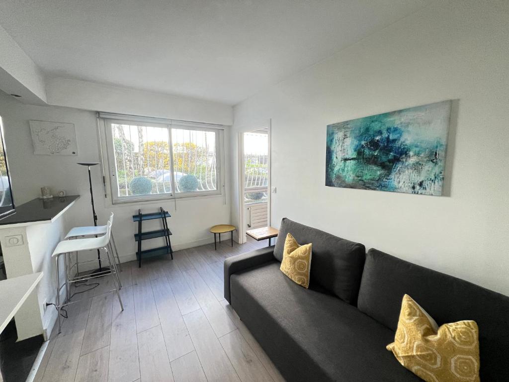 Eiffel Tower - Cosy Flat - 1