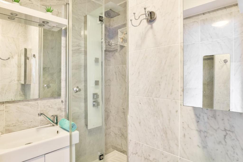 Lovely studio 400 meters from Montparnasse Station - 3