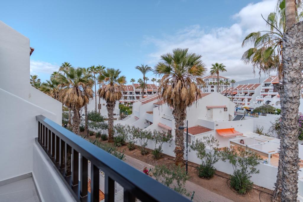 Parque Santiago 1 apartments by Pure Home Tenerife - 3