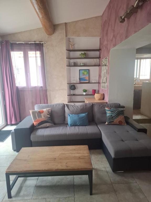 Maison de village - La Couronne - 2