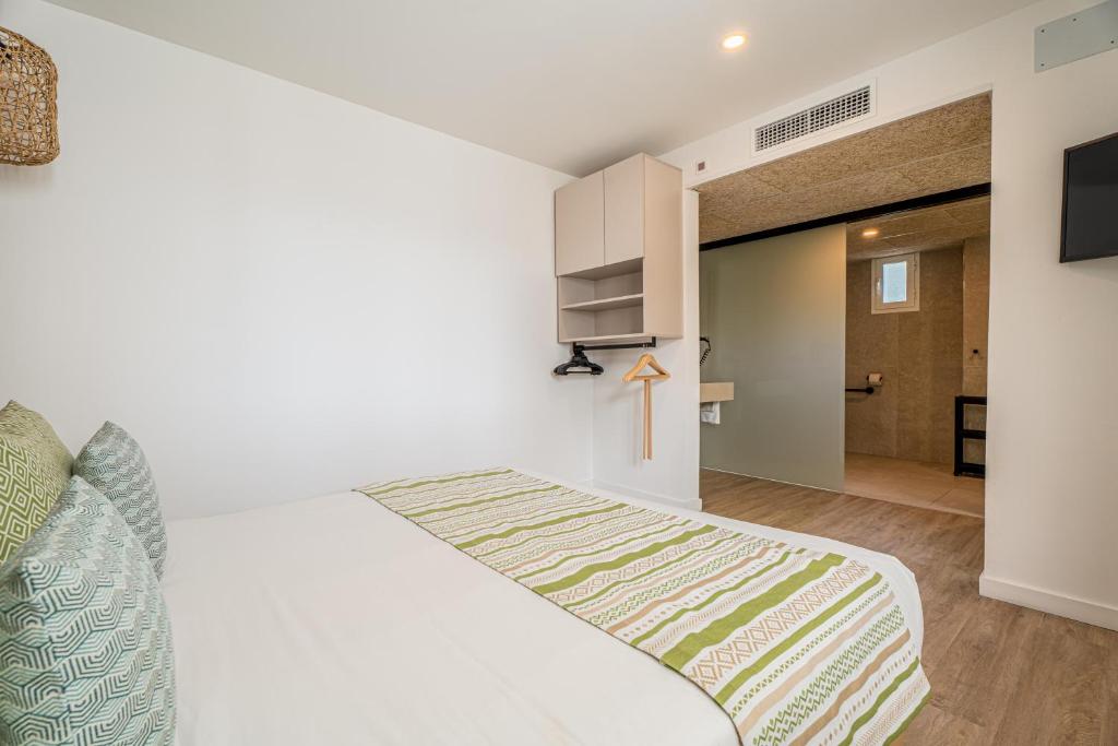 MarSenses Ferrera Blanca Hotel Family — Hotel rooms in Cala d´Or, Balearic Islands