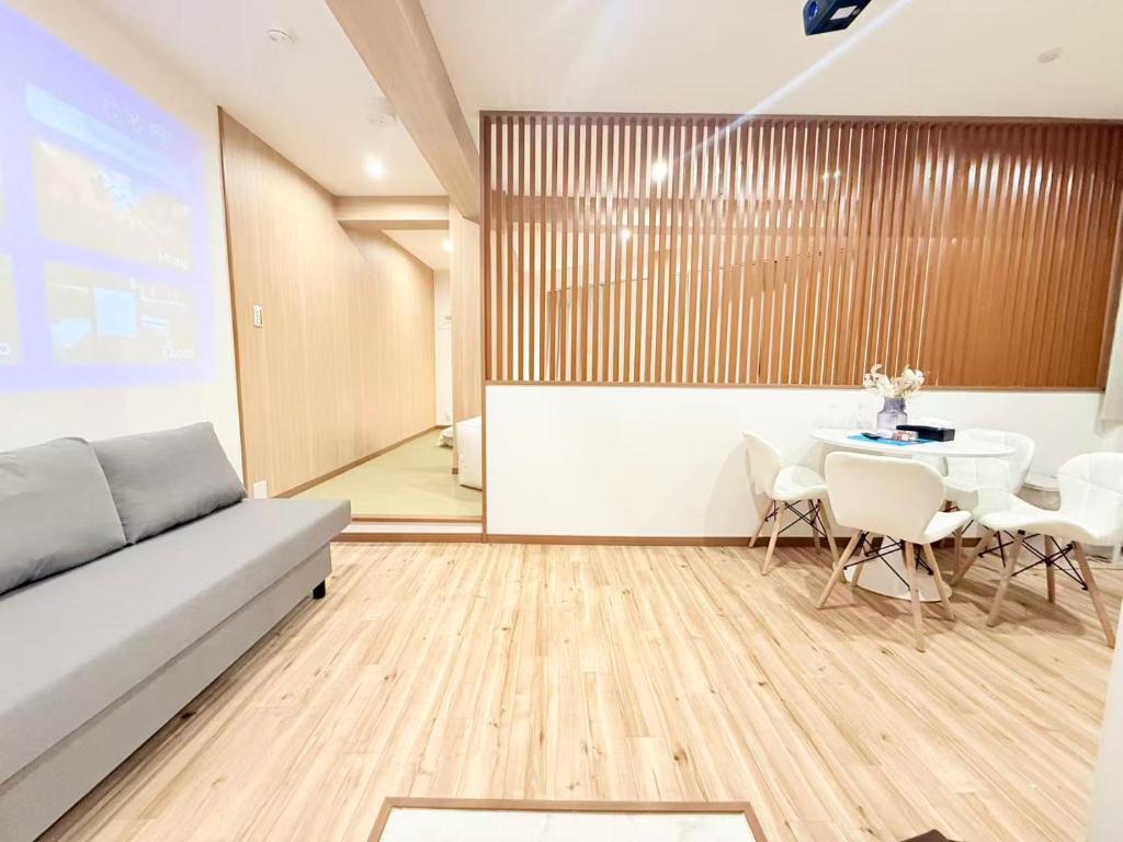 クリスタルSky tree Hotel