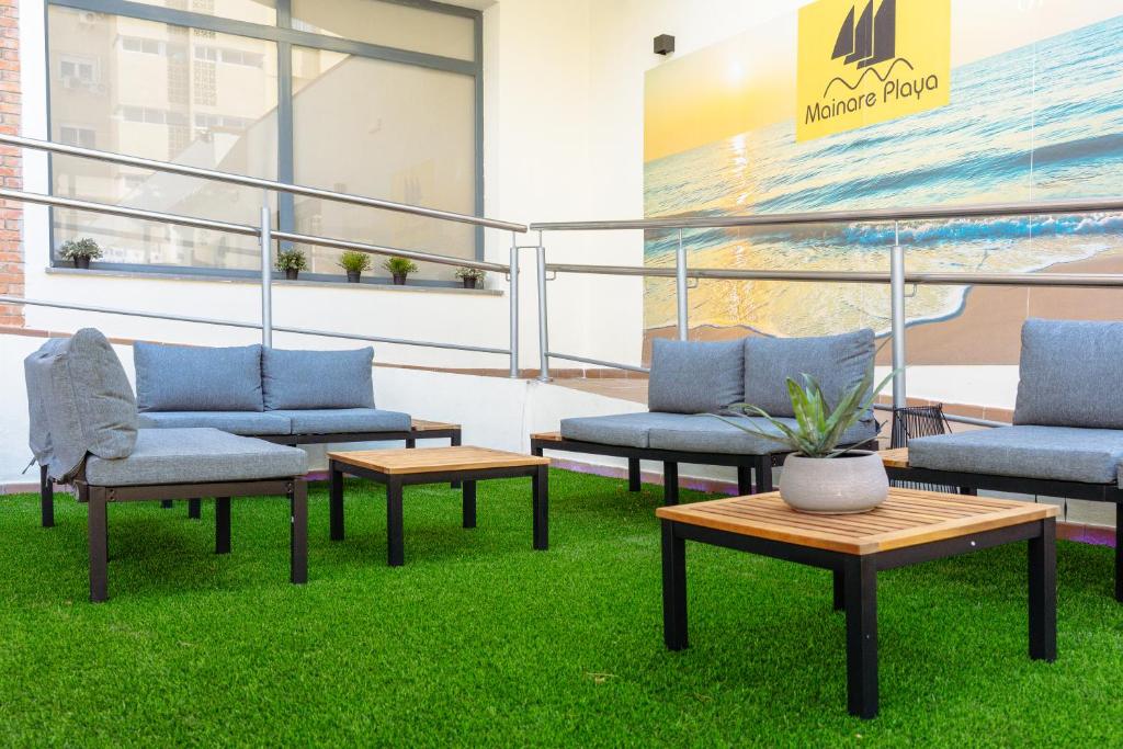 Hotel Mainare Playa — Hotel building in Fuengirola, Andalusia