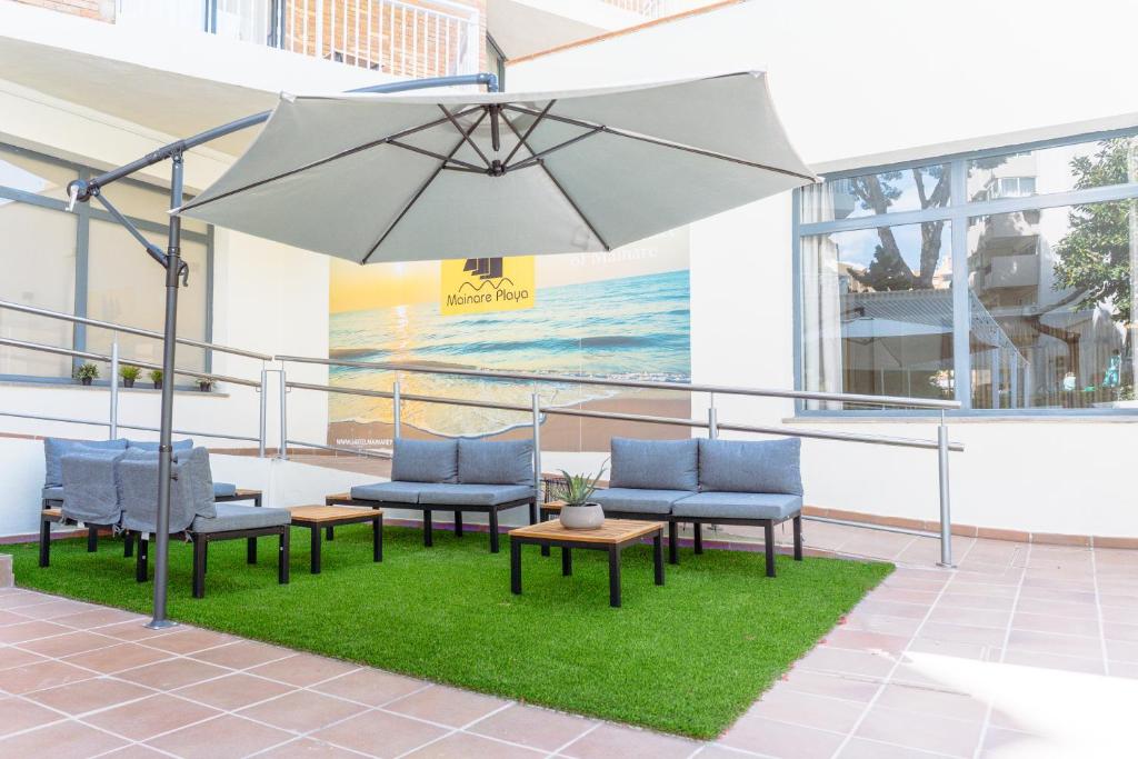 Hotel Mainare Playa — Hotel building in Fuengirola, Andalusia