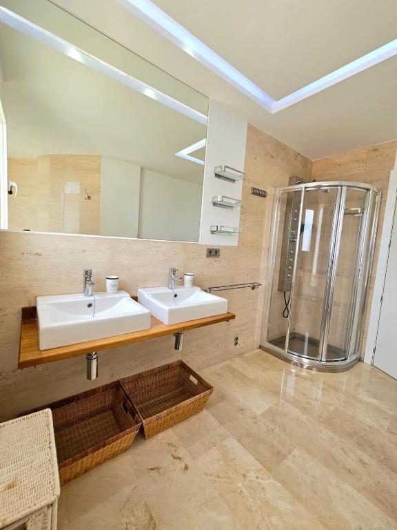 Villa Alteart Luxury Escape in Atea - 4