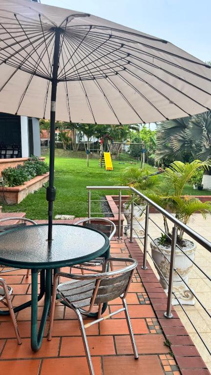 ACOGEDORA CASA CAMPESTRE CERRITOS PEREIRa - 5