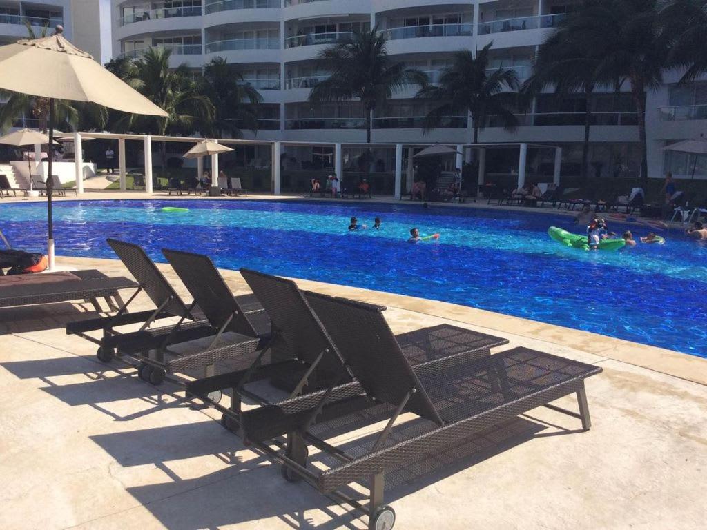 Breathtaking Villa Magna Beachfront Condo 3 Bedrooms Sleeps 6 - 4