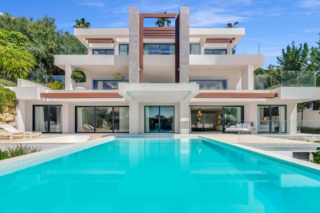 Villa Alejandra - Benahavis by Finest Rentals - 3