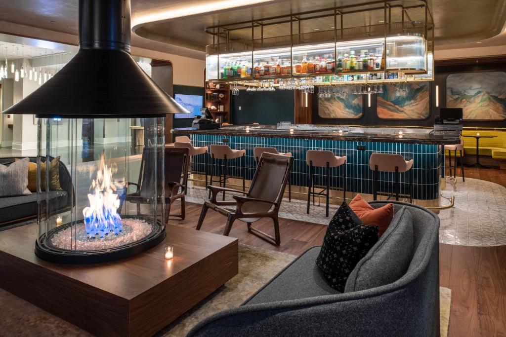 Bar/lounge