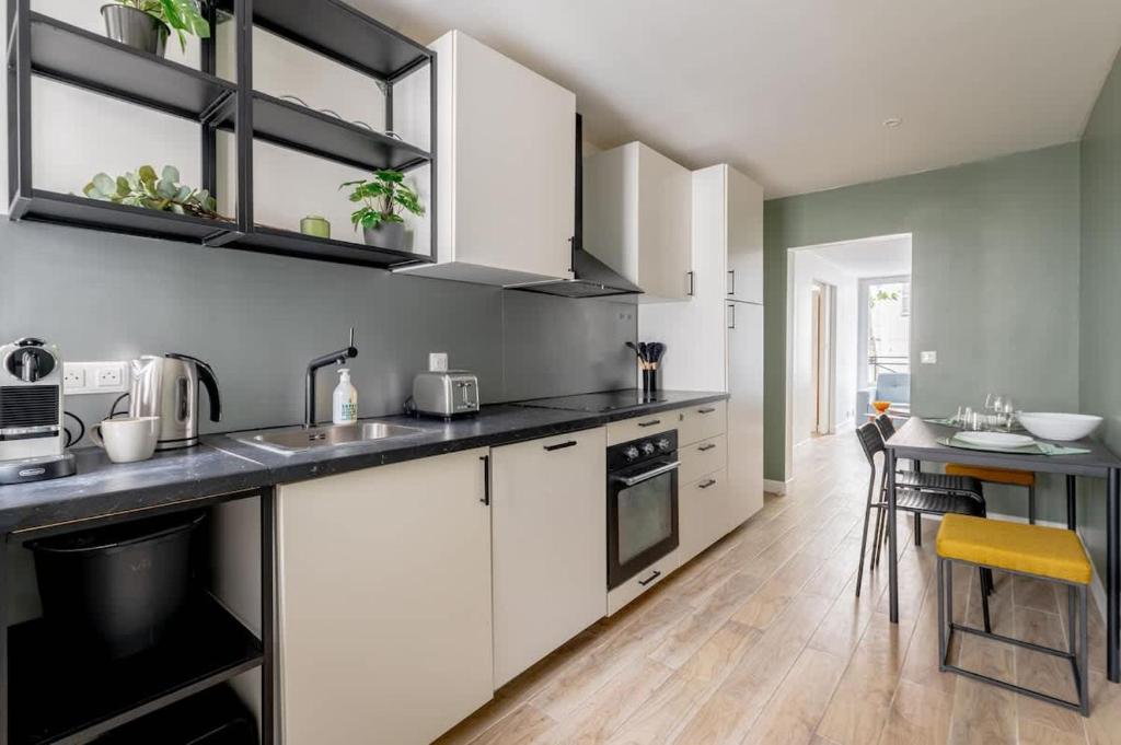 Charming Apartment 1 BED 4PPL Near the Center - 3